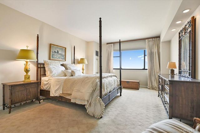 26910 Grand Central Parkway 31N, Floral Park, NY 11005