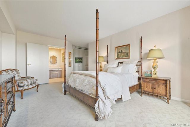 26910 Grand Central Parkway 31N, Floral Park, NY 11005