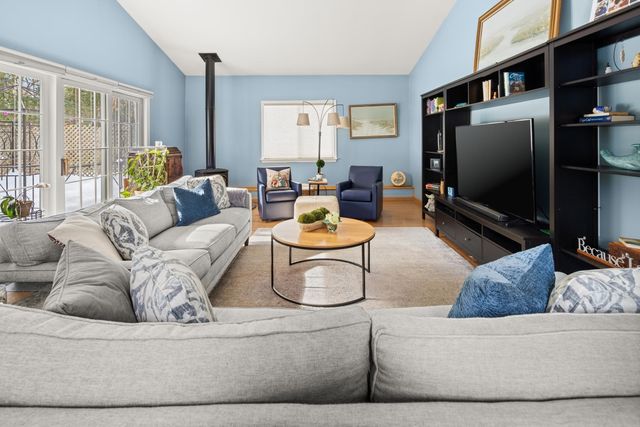 4 Linden Lane, Essex, VT 05452