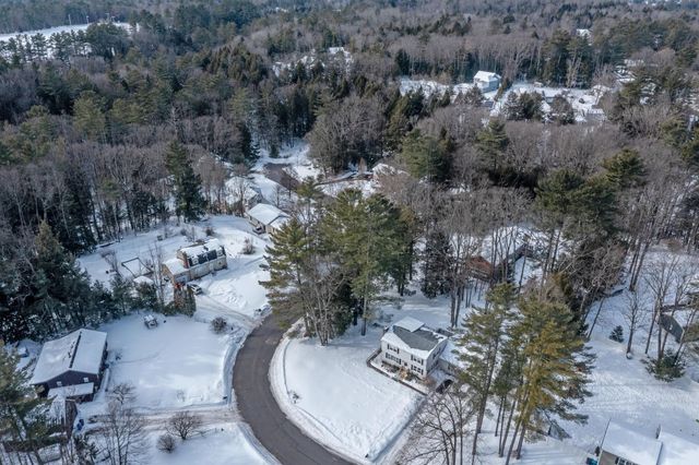 4 Linden Lane, Essex, VT 05452