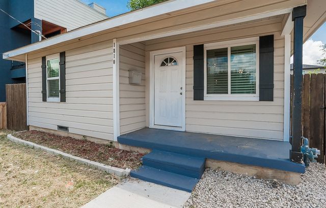 1810 Shaw Street, Dallas, TX 75212