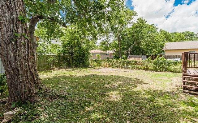 1810 Shaw Street, Dallas, TX 75212