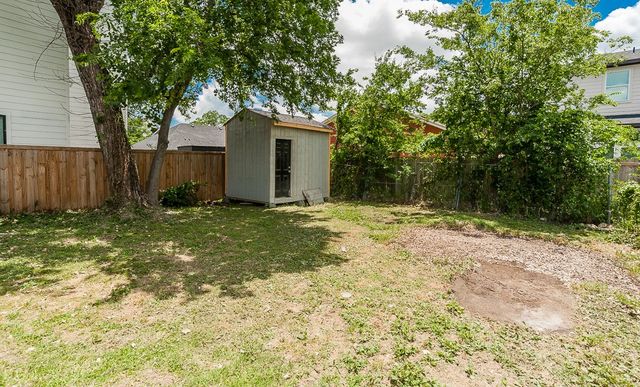 1810 Shaw Street, Dallas, TX 75212