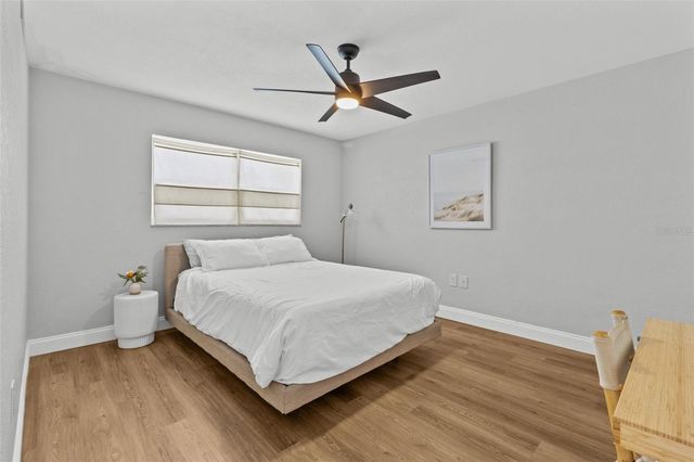 9895 1ST STREET E 5, Treasure Island, FL 33706