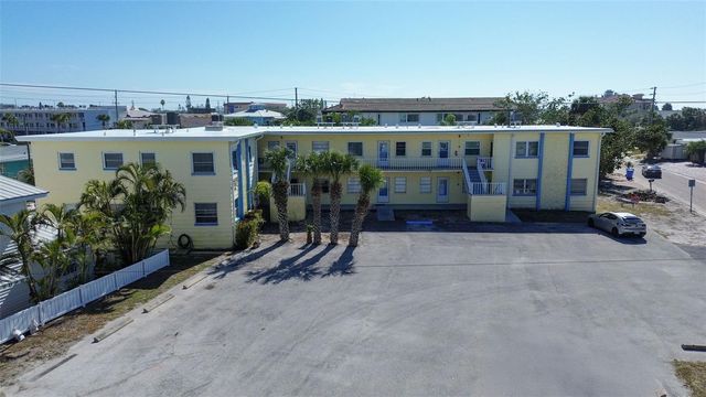 9895 1ST STREET E 5, Treasure Island, FL 33706
