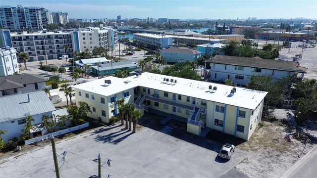 9895 1ST STREET E 5, Treasure Island, FL 33706