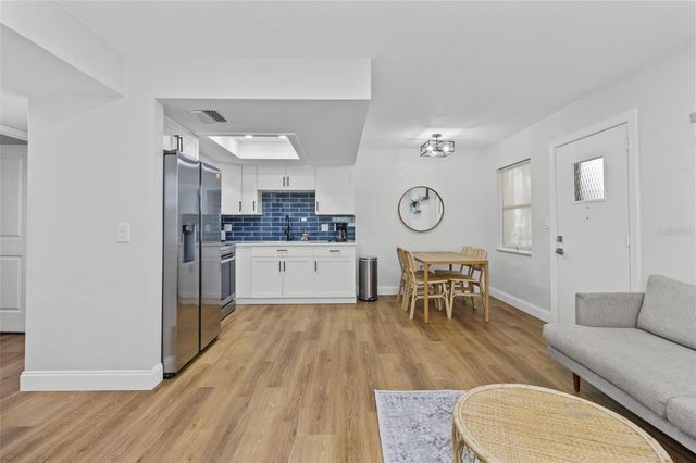 9895 1ST STREET E 5, Treasure Island, FL 33706