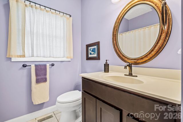 306 Croydon Drive, Hendersonville, NC 28791