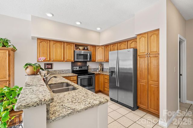 306 Croydon Drive, Hendersonville, NC 28791