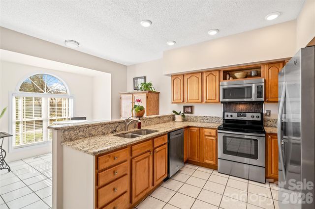 306 Croydon Drive, Hendersonville, NC 28791