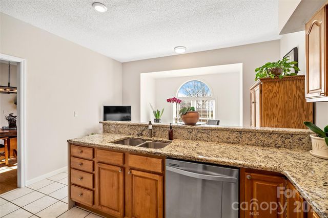 306 Croydon Drive, Hendersonville, NC 28791