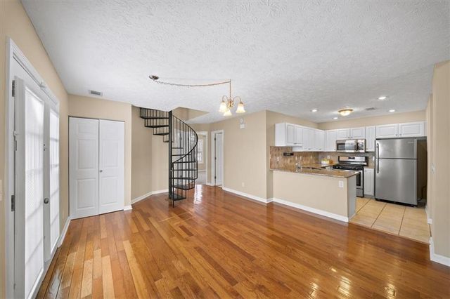 1127 Britley Park Lane, Woodstock, GA 30189