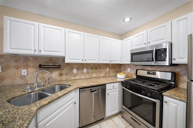 1127 Britley Park Lane, Woodstock, GA 30189