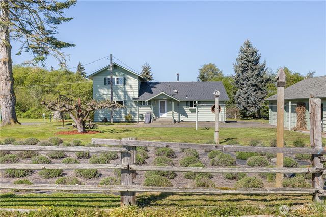 31 Brueckner Road, Sequim, WA 98382