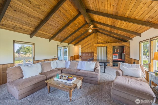 31 Brueckner Road, Sequim, WA 98382