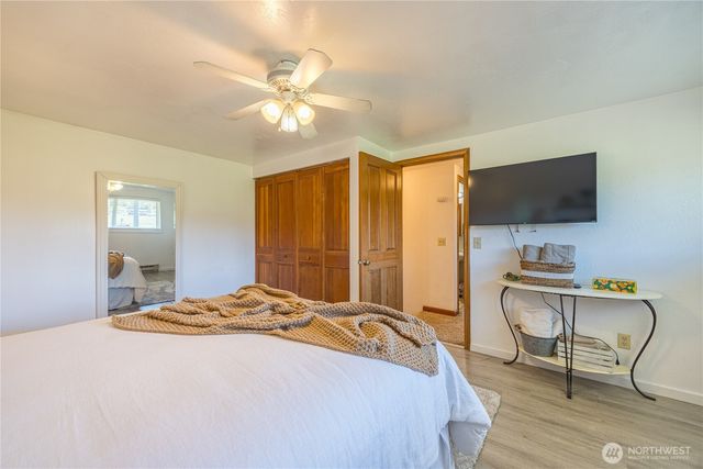 31 Brueckner Road, Sequim, WA 98382
