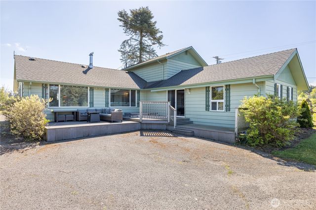 31 Brueckner Road, Sequim, WA 98382
