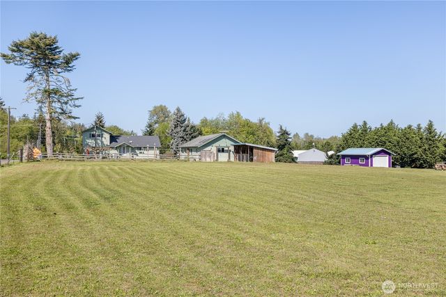 31 Brueckner Road, Sequim, WA 98382