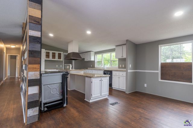 324 Cavalry Court, Byron, GA 31008