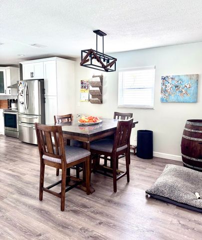 1703 NE 25th Terrace, Jensen Beach, FL 34957