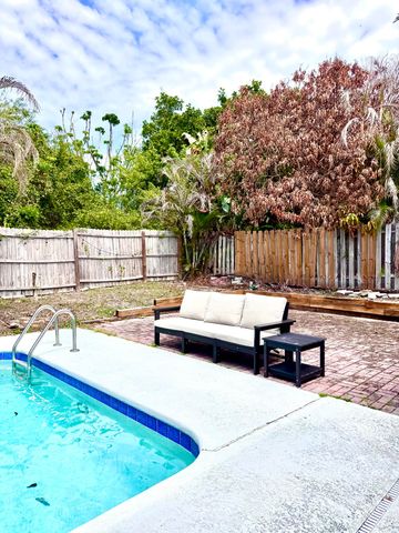 1703 NE 25th Terrace, Jensen Beach, FL 34957