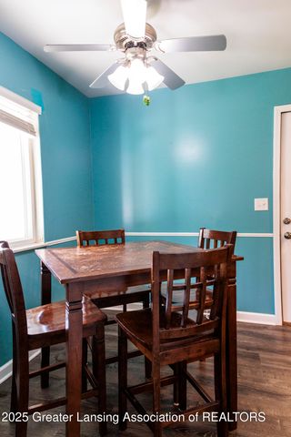 1607 Holly Way, Lansing, MI 48910