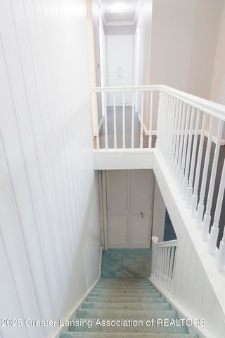 1607 Holly Way, Lansing, MI 48910