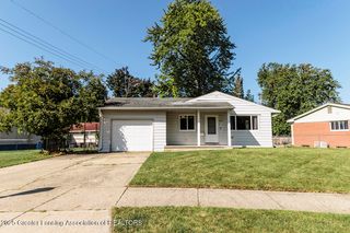 1607 Holly Way, Lansing, MI 48910