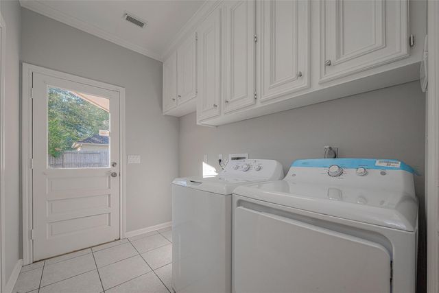 15714 Sylvan Lake Drive, Houston, TX 77062
