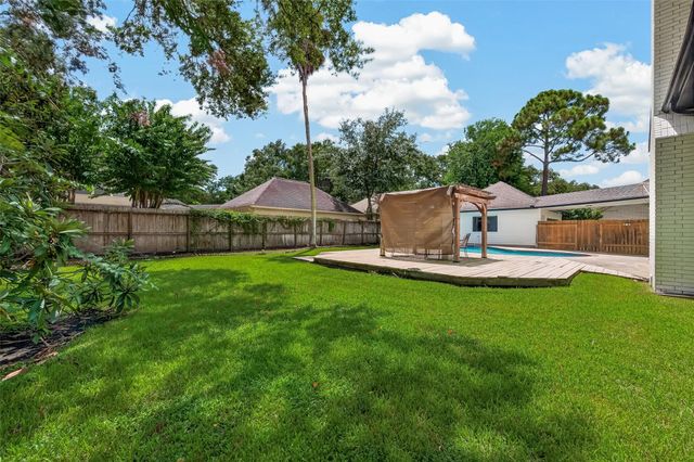 15714 Sylvan Lake Drive, Houston, TX 77062