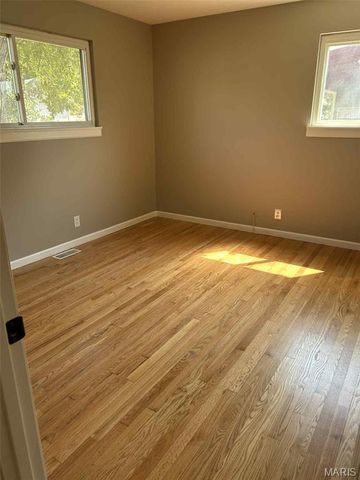 405 Wren Drive, Florissant, MO 63031