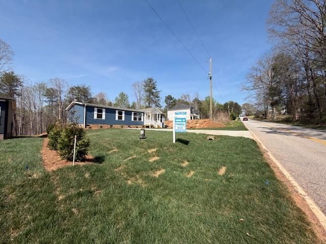 290 Forest Lake Road, Duncan, SC 29334