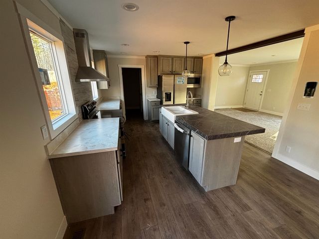 290 Forest Lake Road, Duncan, SC 29334