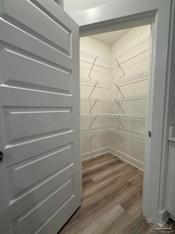 5709 Friesian Dr, Pensacola, FL 32526