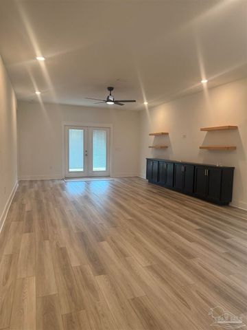 5709 Friesian Dr, Pensacola, FL 32526