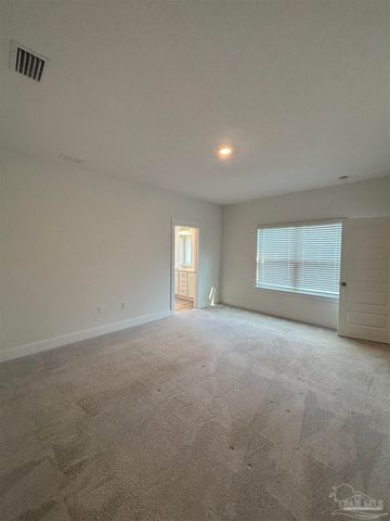 5709 Friesian Dr, Pensacola, FL 32526