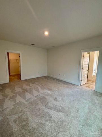 5709 Friesian Dr, Pensacola, FL 32526