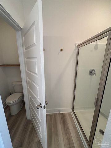 5709 Friesian Dr, Pensacola, FL 32526