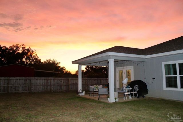 5709 Friesian Dr, Pensacola, FL 32526