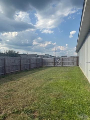 5709 Friesian Dr, Pensacola, FL 32526