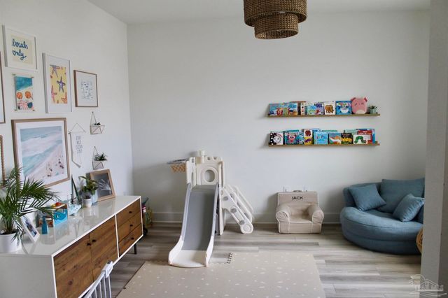 5709 Friesian Dr, Pensacola, FL 32526