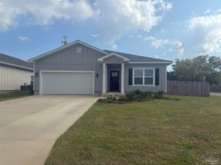 5709 Friesian Dr, Pensacola, FL 32526
