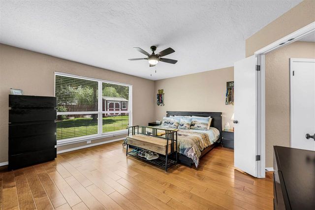 805 NW Seaton Pl, Lawton, OK 73505