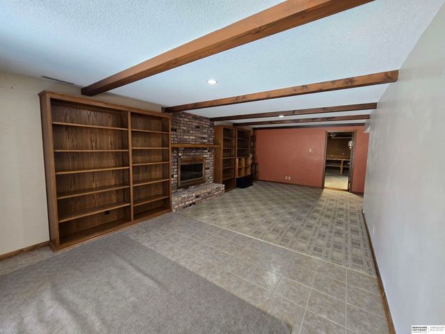 6819 Northridge Road, Lincoln, NE 68516