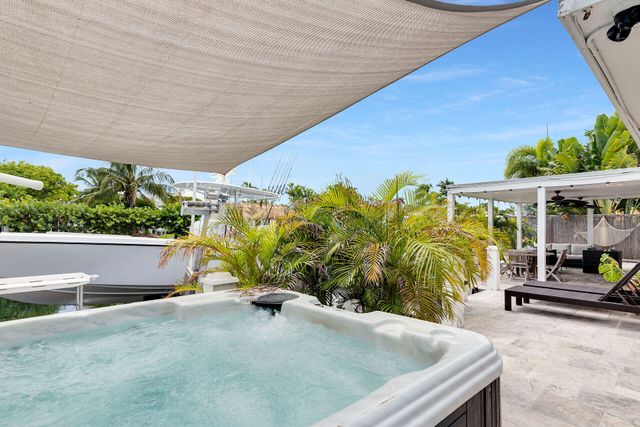 3 Aster Terrace, Key Haven, FL 33040