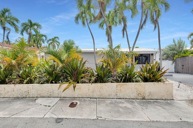 3 Aster Terrace, Key Haven, FL 33040