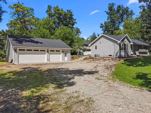 N3341 Iris ROAD, Lake Geneva, WI 53147