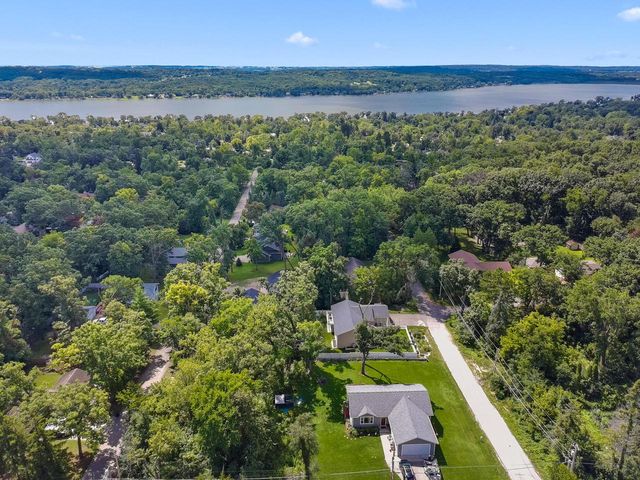 N3341 Iris ROAD, Lake Geneva, WI 53147