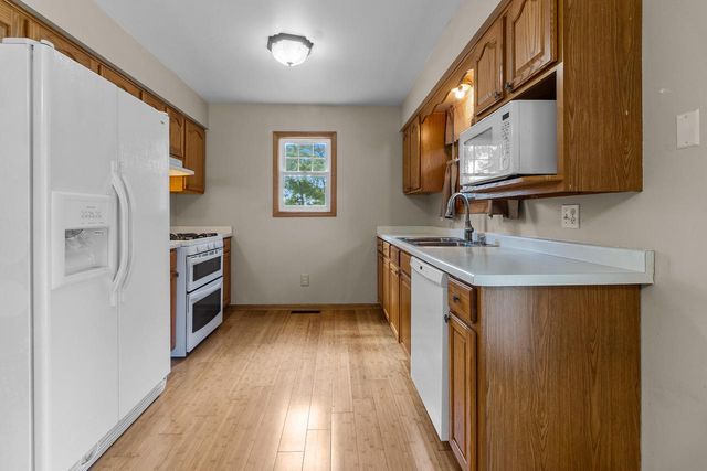 N3341 Iris ROAD, Lake Geneva, WI 53147