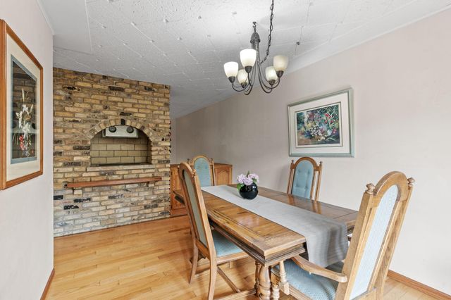 6041 Sumter Place N, New Hope, MN 55428